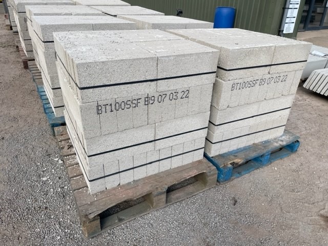 7.3N Concrete Building Block - Image 2